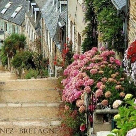 Вилла Brelevenez 18 Rue Crec H Quellien Ланьон Экстерьер фото